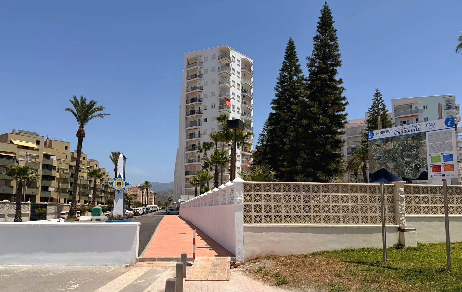 Appartement de 2 chambres à louer à Salobrena avec piscine garage - 850 € (Ref: 9900741)