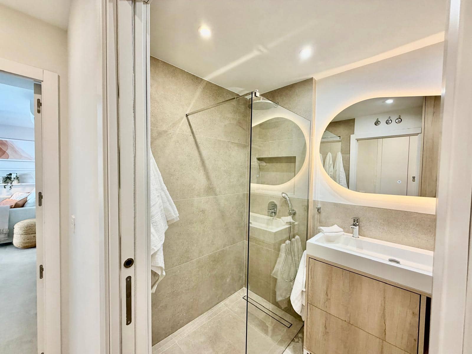 2 sypialnia Apartament przy plaży do wynajęcia w Almunecar - 1 100 € (Ref: 9965923)