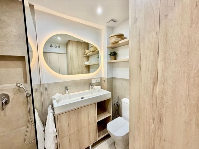 2 sypialnia Apartament przy plaży do wynajęcia w Almuñécar - 1 100 € (Ref: 9965923)