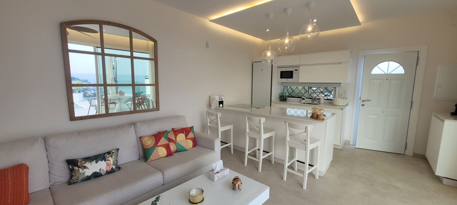 2 soverom Villa til leie i Almunecar med svømmebasseng garasje - € 1 600 (Ref: 9972456)