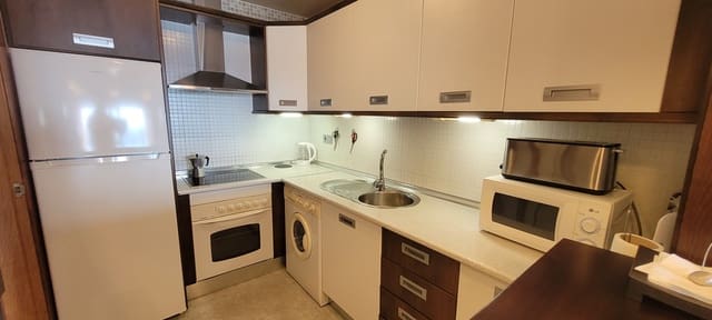 2 soverom Strandleiligheter til leie i Almuñécar med garasje - € 1 200 (Ref: 9979290)