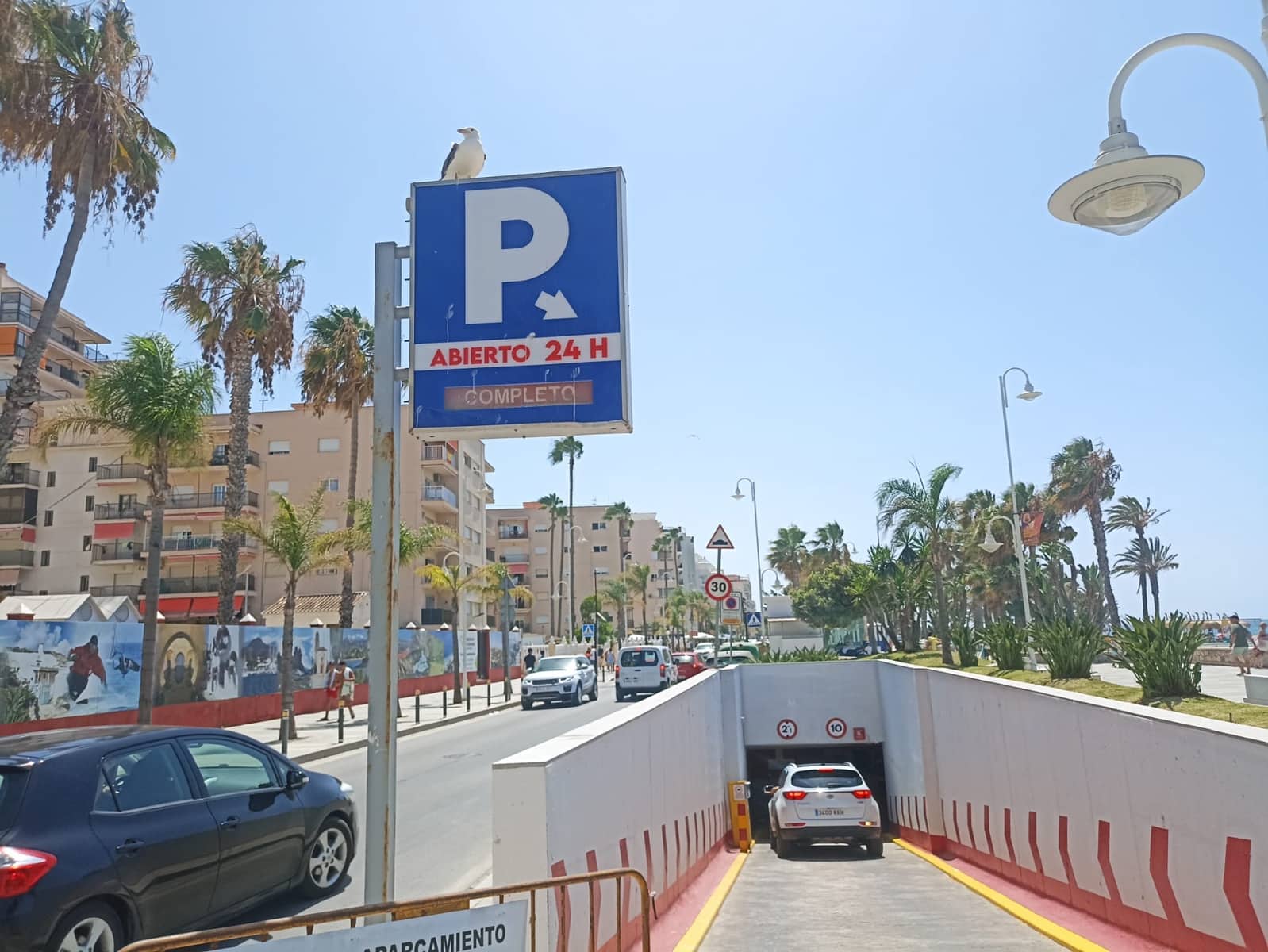 Garage for sale in Almunecar - € 25,900 (Ref: 9994544)