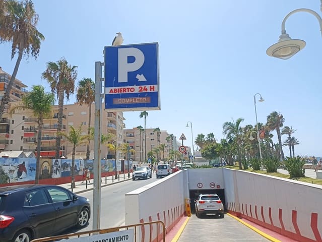 Garage for sale in Almuñécar - € 25,900 (Ref: 9994544)