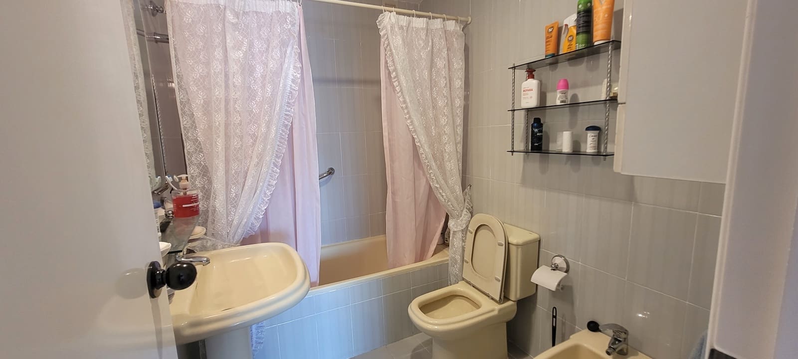 3 soverom Strandleiligheter til leie i Almunecar med garasje - € 1 400 (Ref: 9995380)