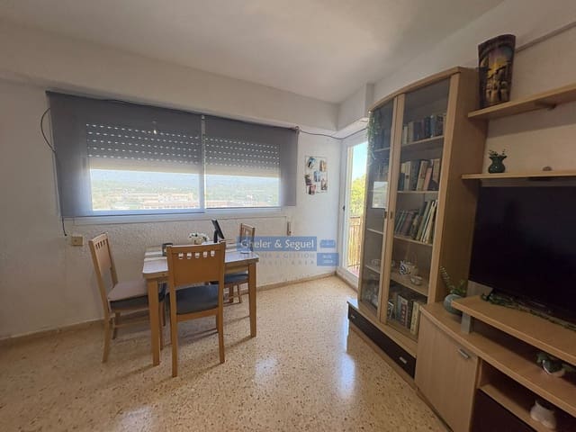 4 soveværelse Lejlighed til salg i Gilet - € 149.000 (Ref: 10060894)