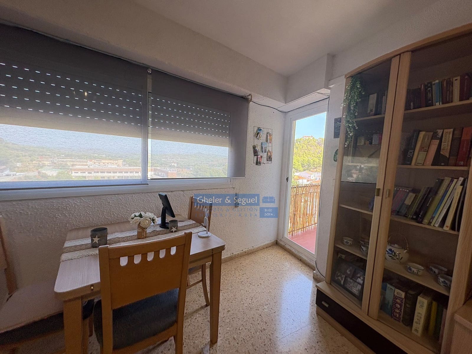 4 soveværelse Lejlighed til salg i Gilet - € 149.000 (Ref: 10060894)