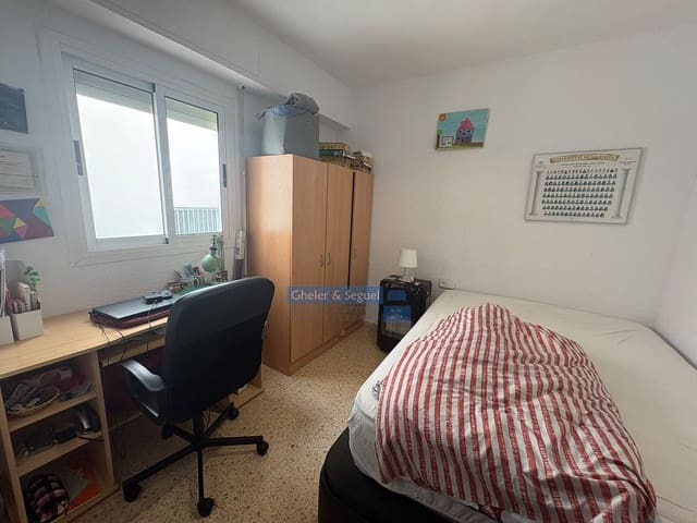 4 soveværelse Lejlighed til salg i Gilet - € 149.000 (Ref: 10060894)