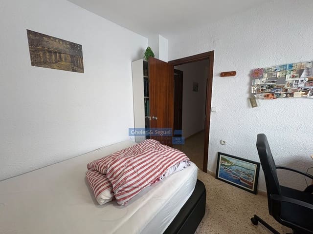 4 soveværelse Lejlighed til salg i Gilet - € 149.000 (Ref: 10060894)