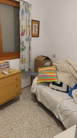 3 slaapkamer Appartement te koop in Eslida - € 41.900 (Ref: 10080056)