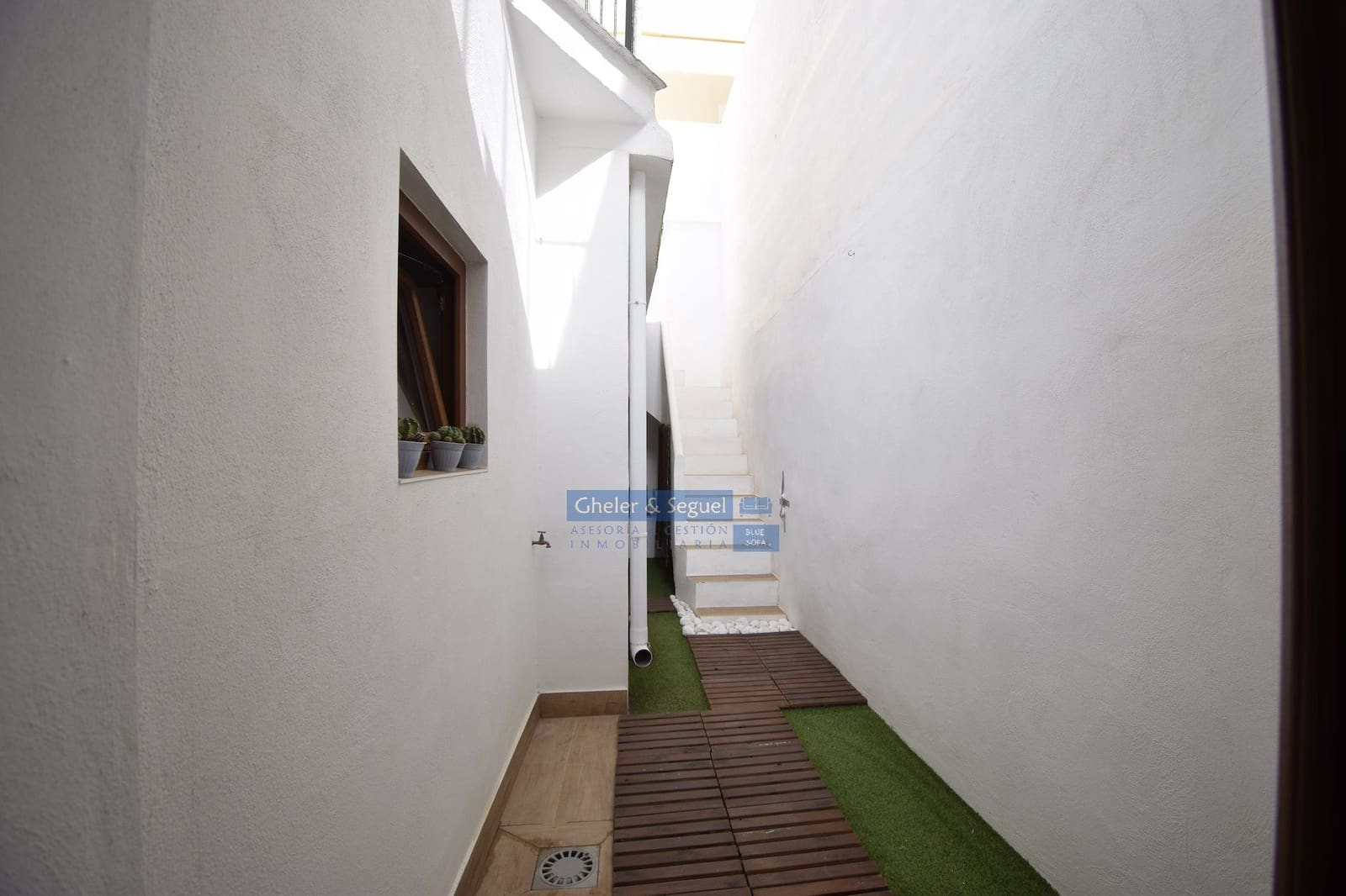 Rivitalo myytävänä paikassa Sagunto / Sagunt - 320 000 € (Ref: 10101098)