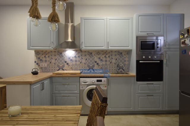 Rivitalo myytävänä paikassa Sagunto / Sagunt - 320 000 € (Ref: 10101098)