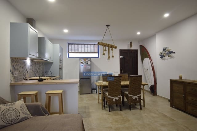Rivitalo myytävänä paikassa Sagunto / Sagunt - 320 000 € (Ref: 10101098)