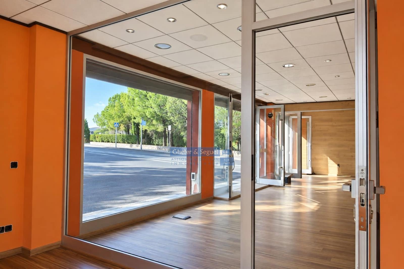 Commercieel te koop in Alfara d'Algimia - € 79.000 (Ref: 10160778)
