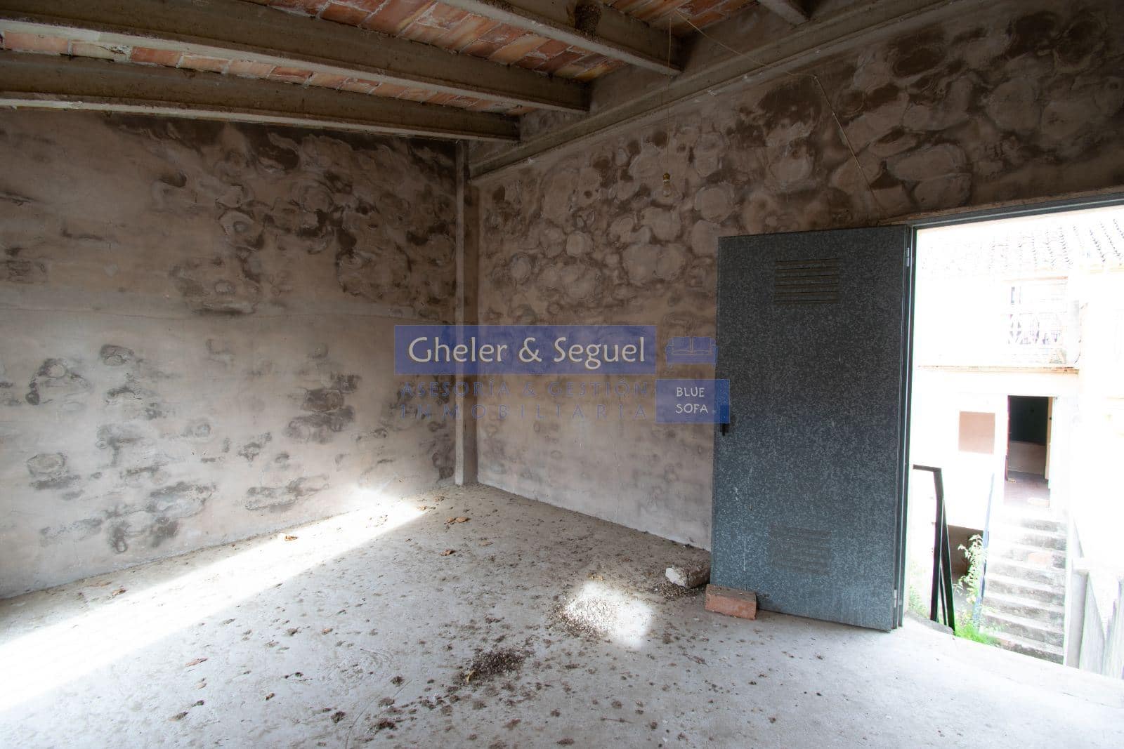 6 Zimmer Haus zu verkaufen in Soneja - 58.000 € (Ref: 9522721)