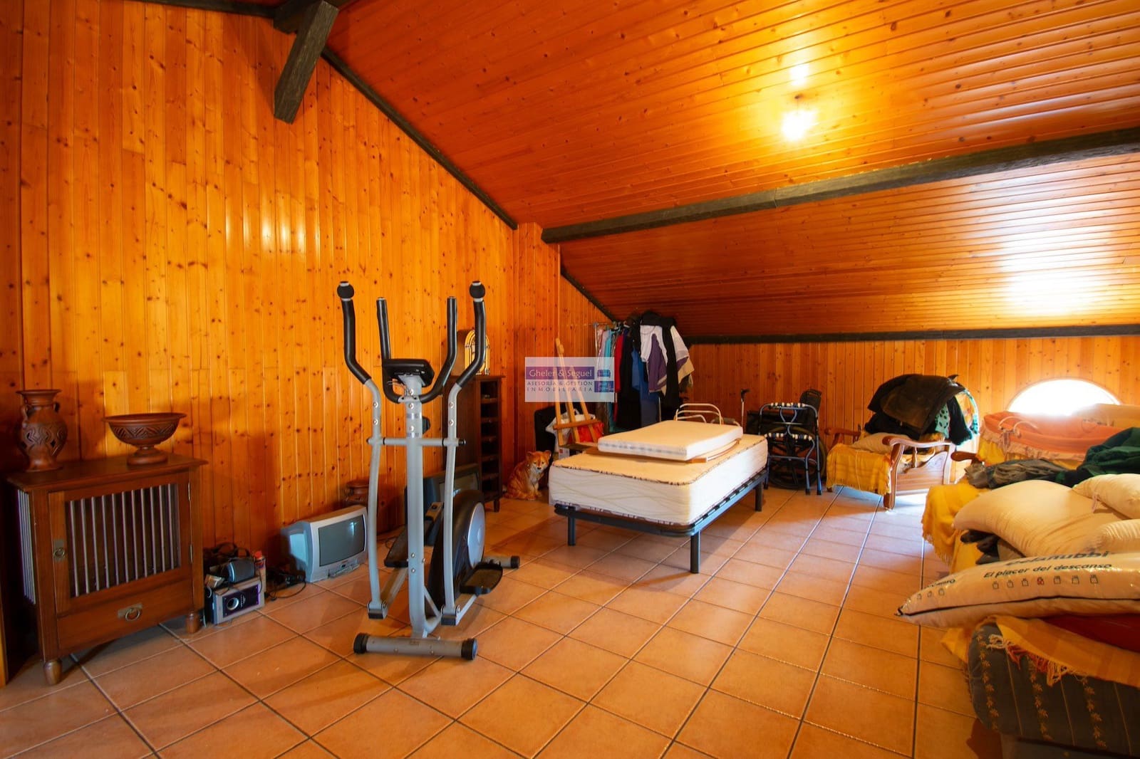 4 bedroom Villa for sale in La Vall d'Uixo - € 245,000 (Ref: 9522728)