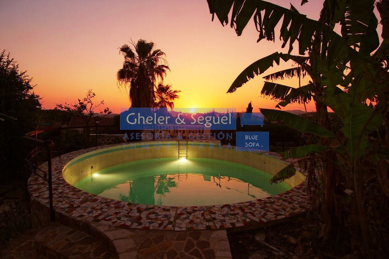 3 bedroom Villa for sale in Algar de Palancia with pool - € 235,000 (Ref: 9522731)