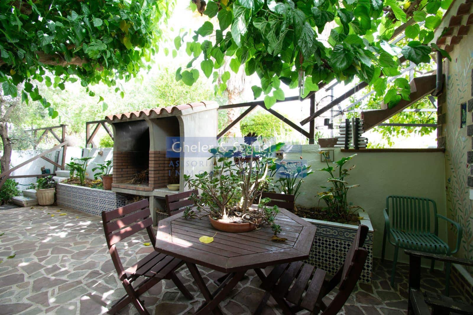 3 bedroom Villa for sale in Algar de Palancia with pool - € 235,000 (Ref: 9522731)