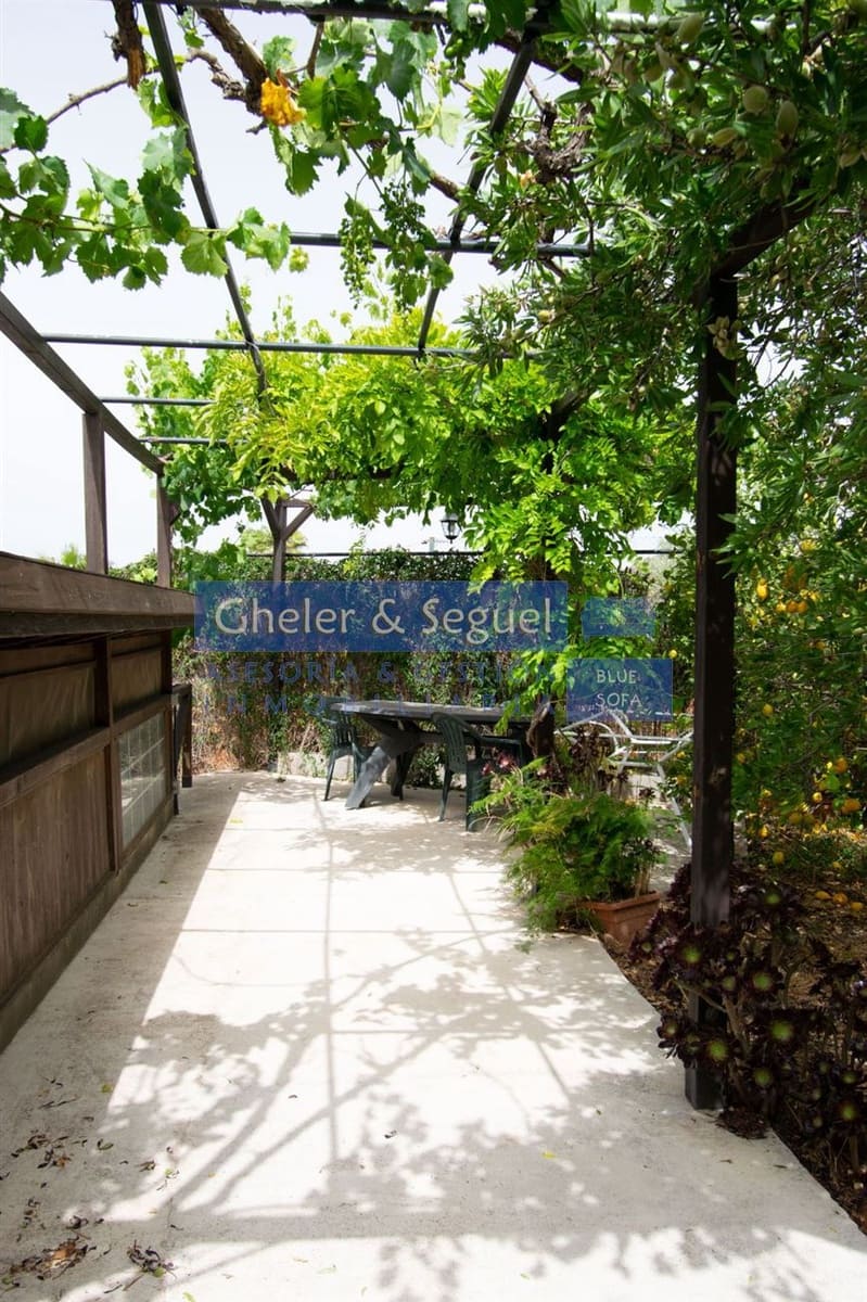 3 bedroom Villa for sale in Algar de Palancia with pool - € 235,000 (Ref: 9522731)