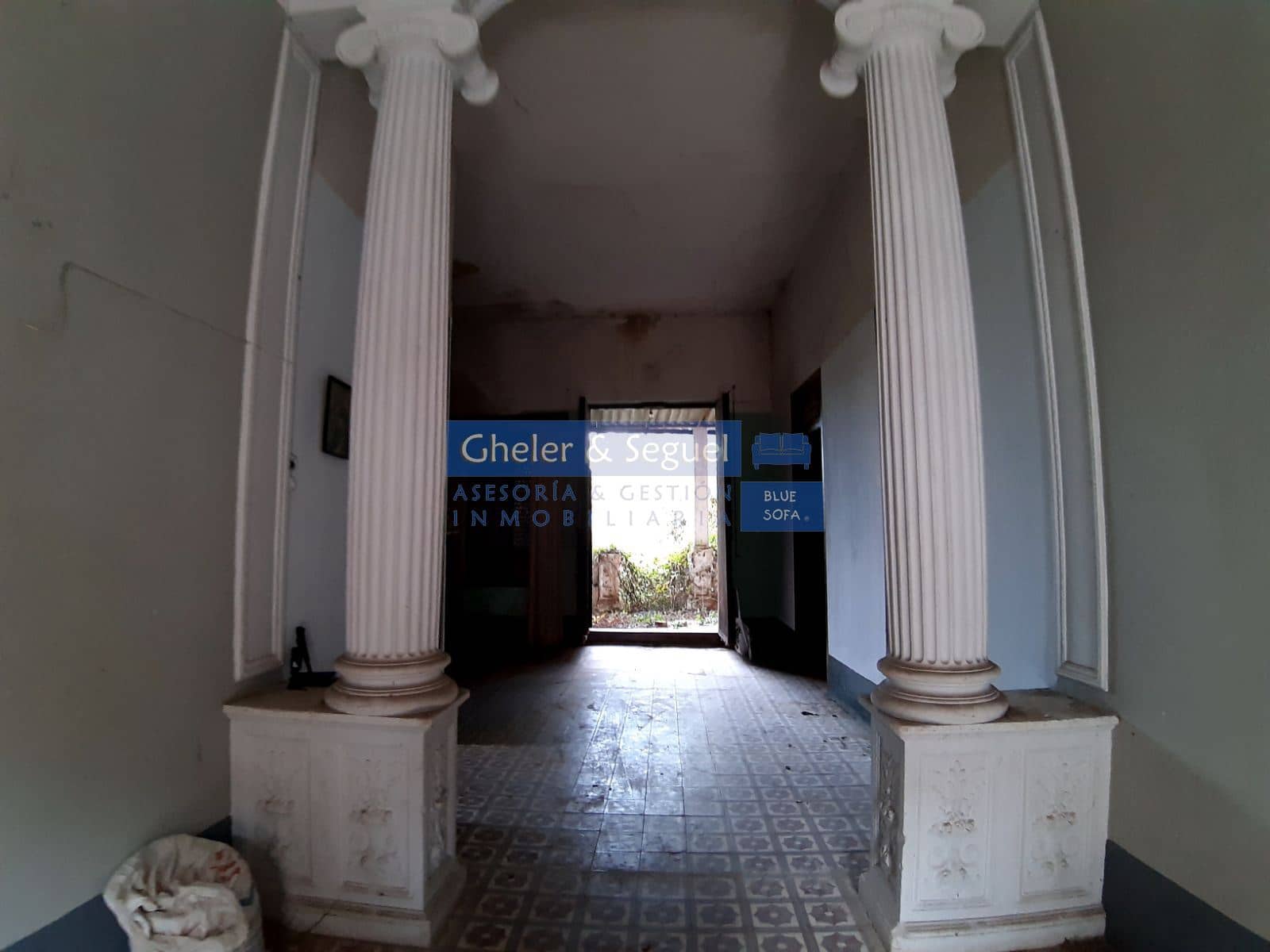 5 bedroom Townhouse for sale in Gilet - € 399,800 (Ref: 9522734)