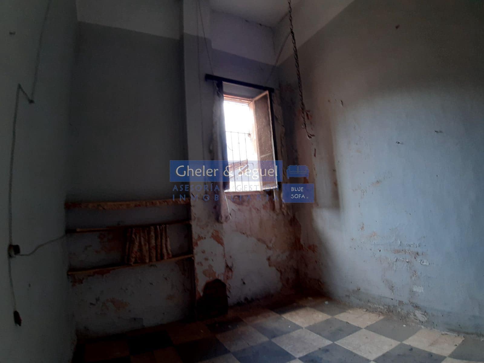 5 bedroom Townhouse for sale in Gilet - € 399,800 (Ref: 9522734)