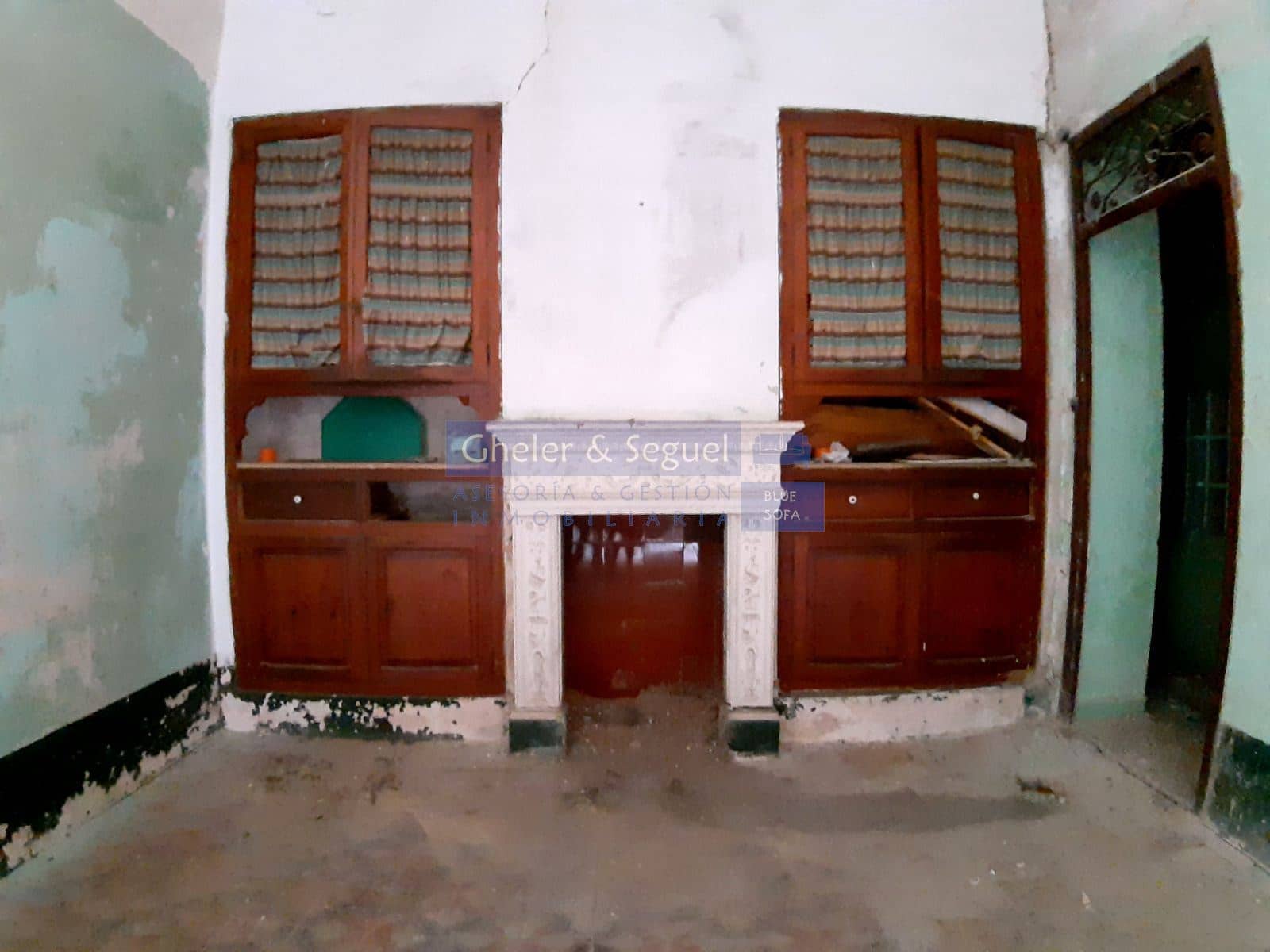 5 bedroom Townhouse for sale in Gilet - € 399,800 (Ref: 9522734)