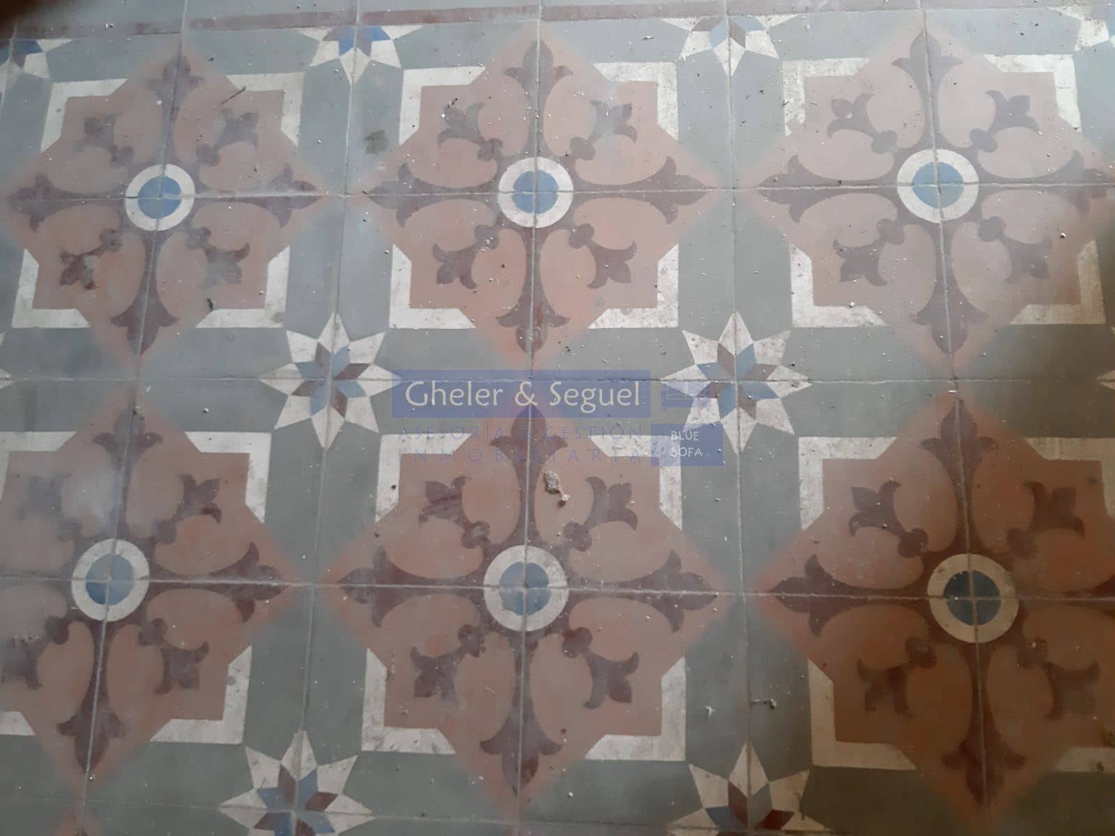 5 bedroom Townhouse for sale in Gilet - € 399,800 (Ref: 9522734)