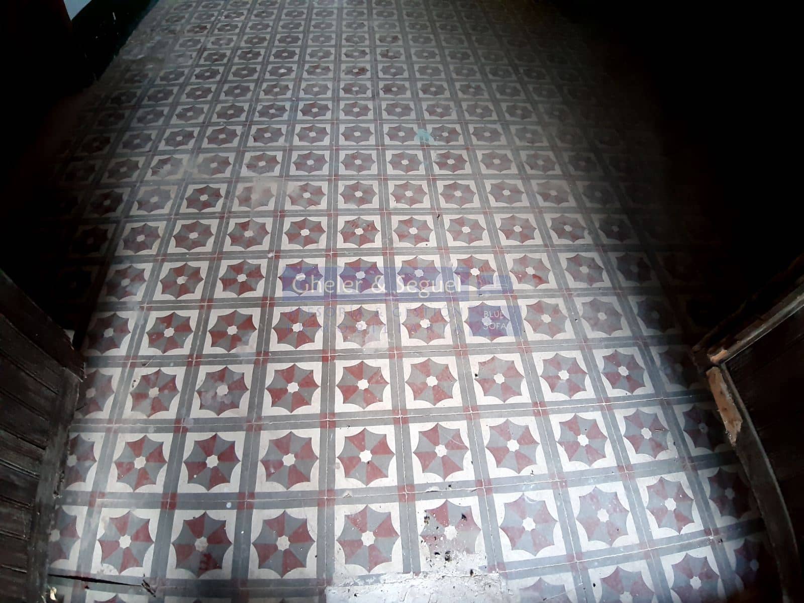 5 bedroom Townhouse for sale in Gilet - € 399,800 (Ref: 9522734)