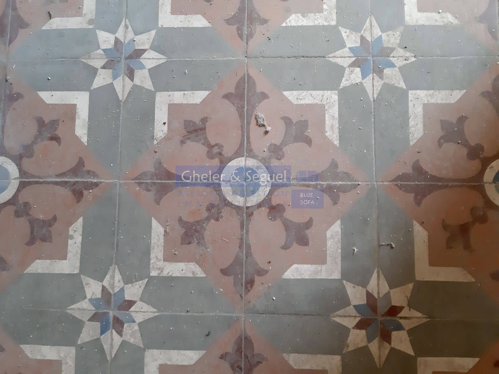 5 bedroom Townhouse for sale in Gilet - € 399,800 (Ref: 9522734)