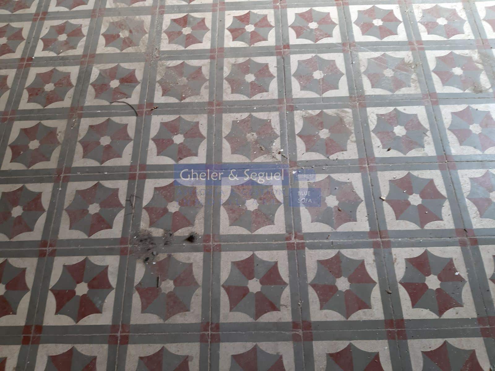 5 bedroom Townhouse for sale in Gilet - € 399,800 (Ref: 9522734)