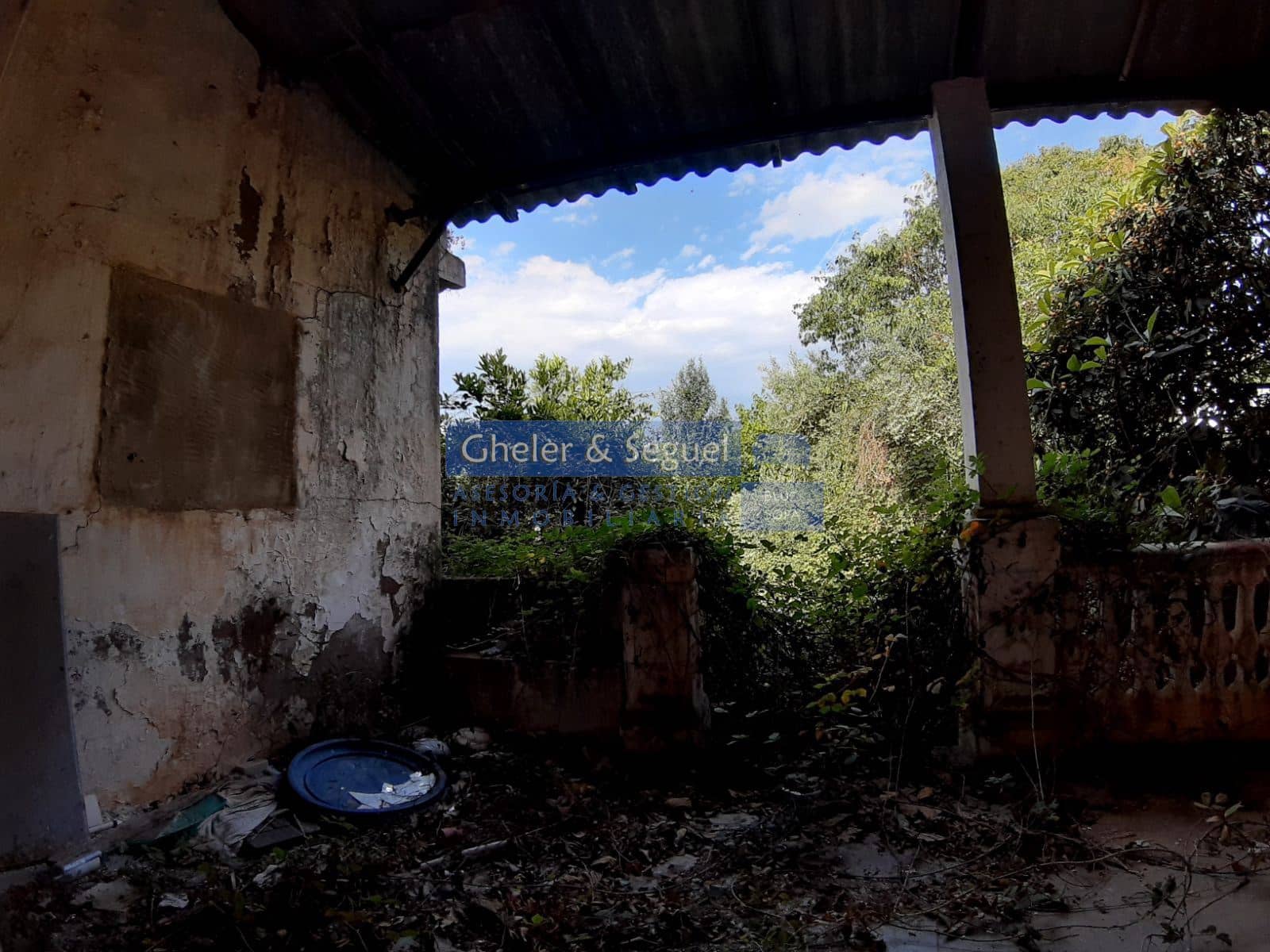 5 bedroom Townhouse for sale in Gilet - € 399,800 (Ref: 9522734)