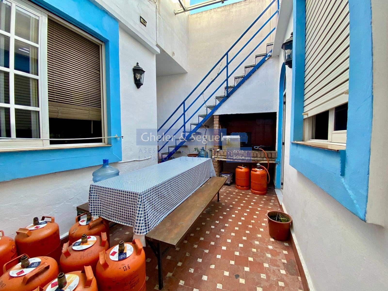 3 bedroom Townhouse for sale in Sagunto / Sagunt - € 280,000 (Ref: 9522735)