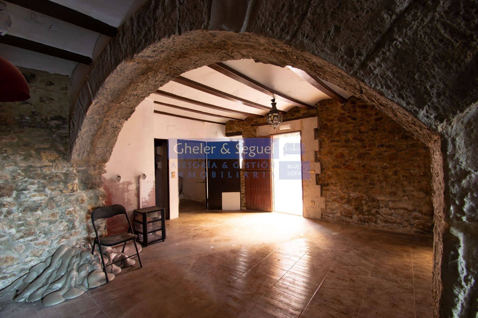 Negocio de 2 habitaciones en Sagunto / Sagunt en venta - 110.000 € (Ref: 9522738)