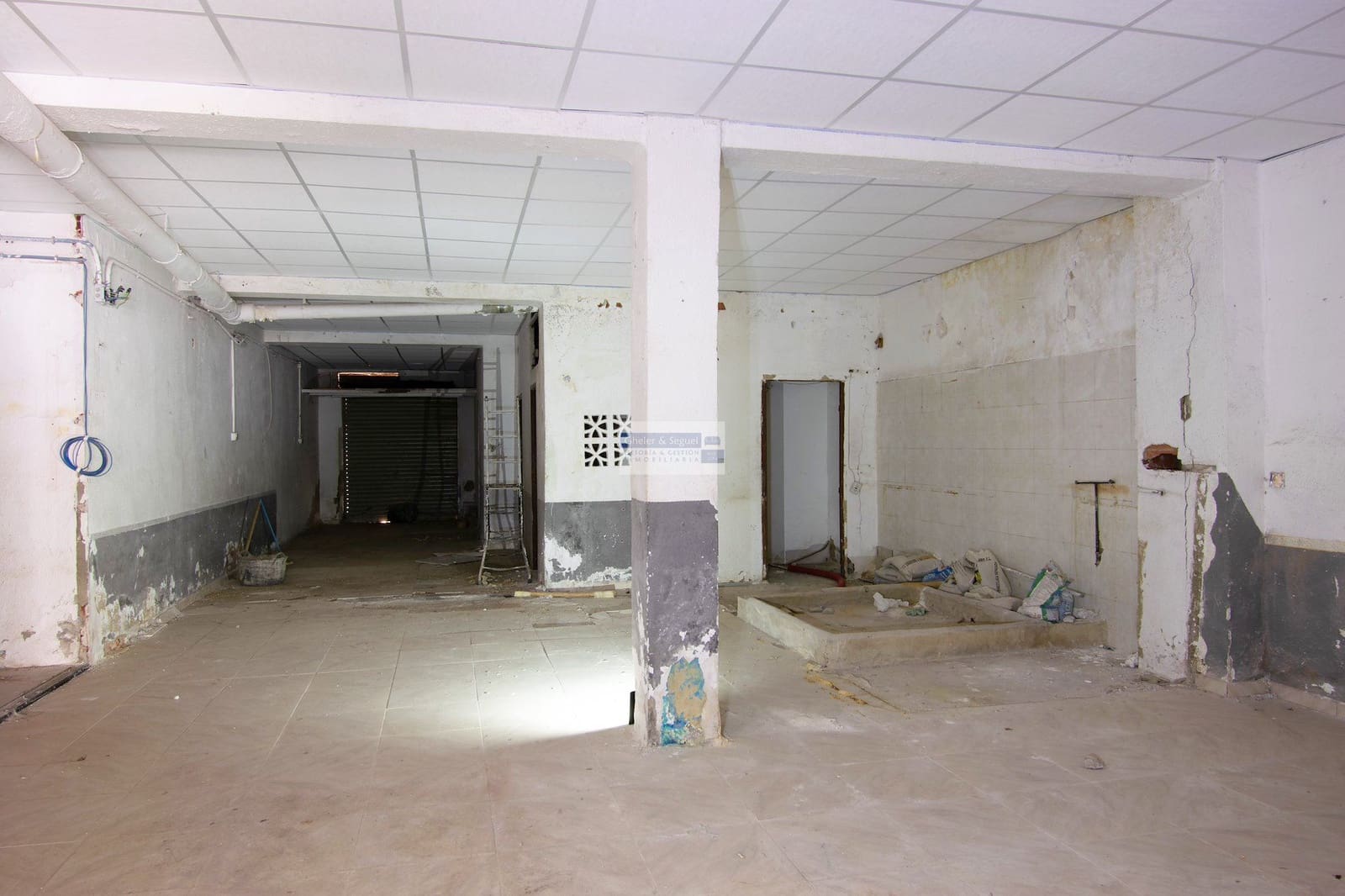 Kommersiell til salgs i Valencia by - € 125 000 (Ref: 9522746)