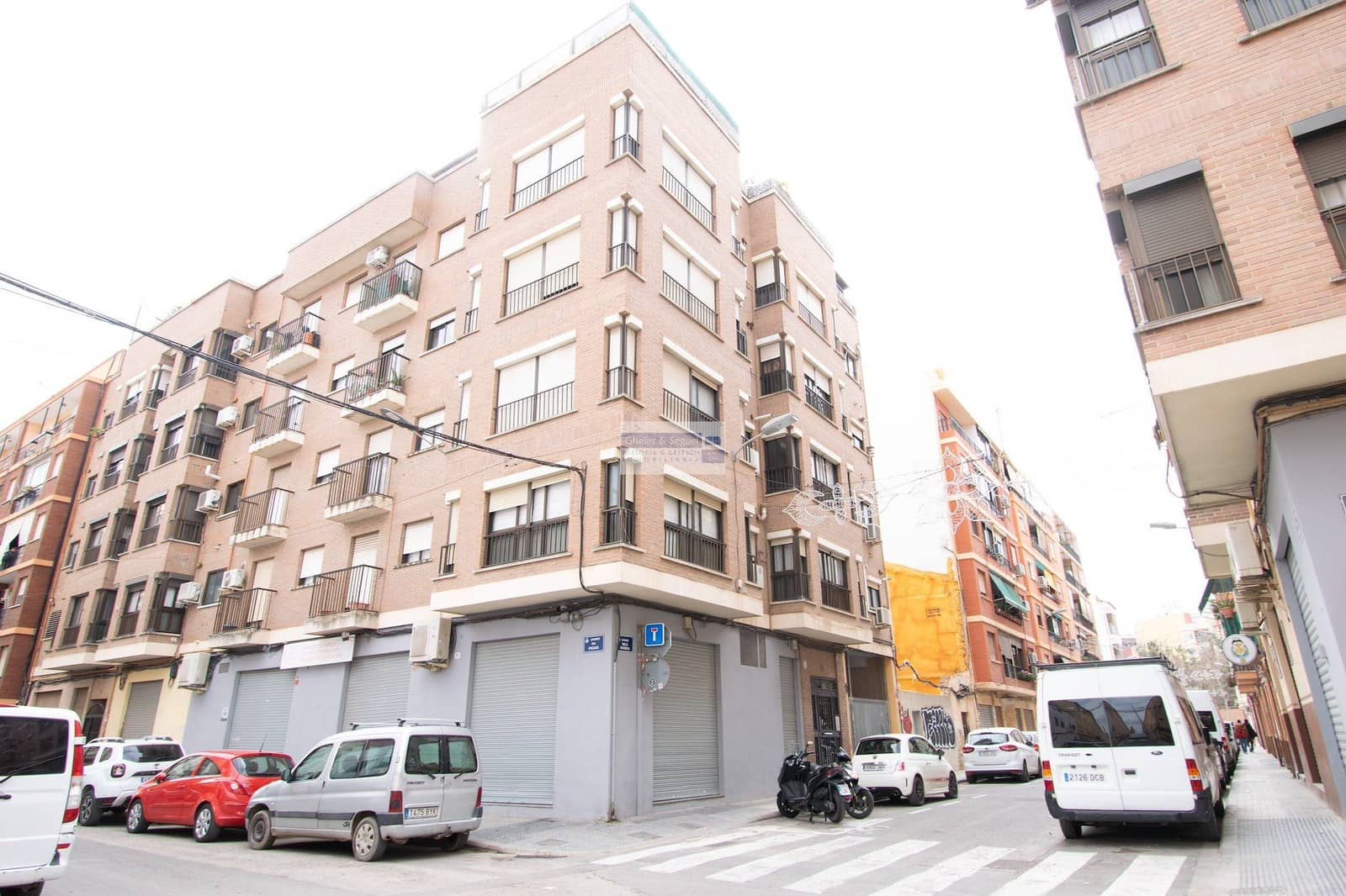 Kommersiell til salgs i Valencia by - € 125 000 (Ref: 9522746)