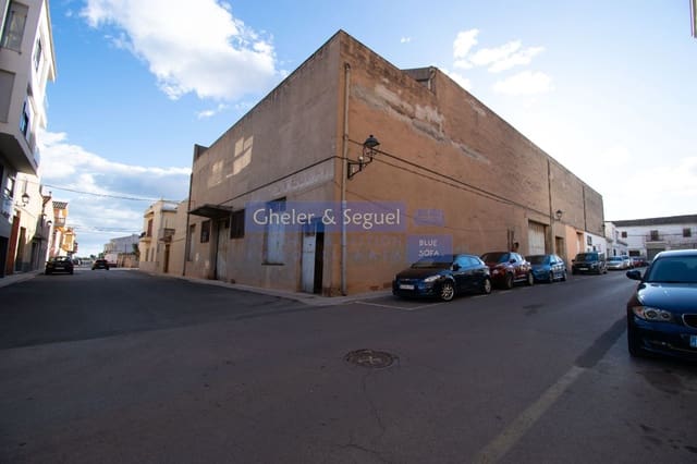 Kaupallinen myytävänä paikassa Faura - 599 000 € (Ref: 9522748)