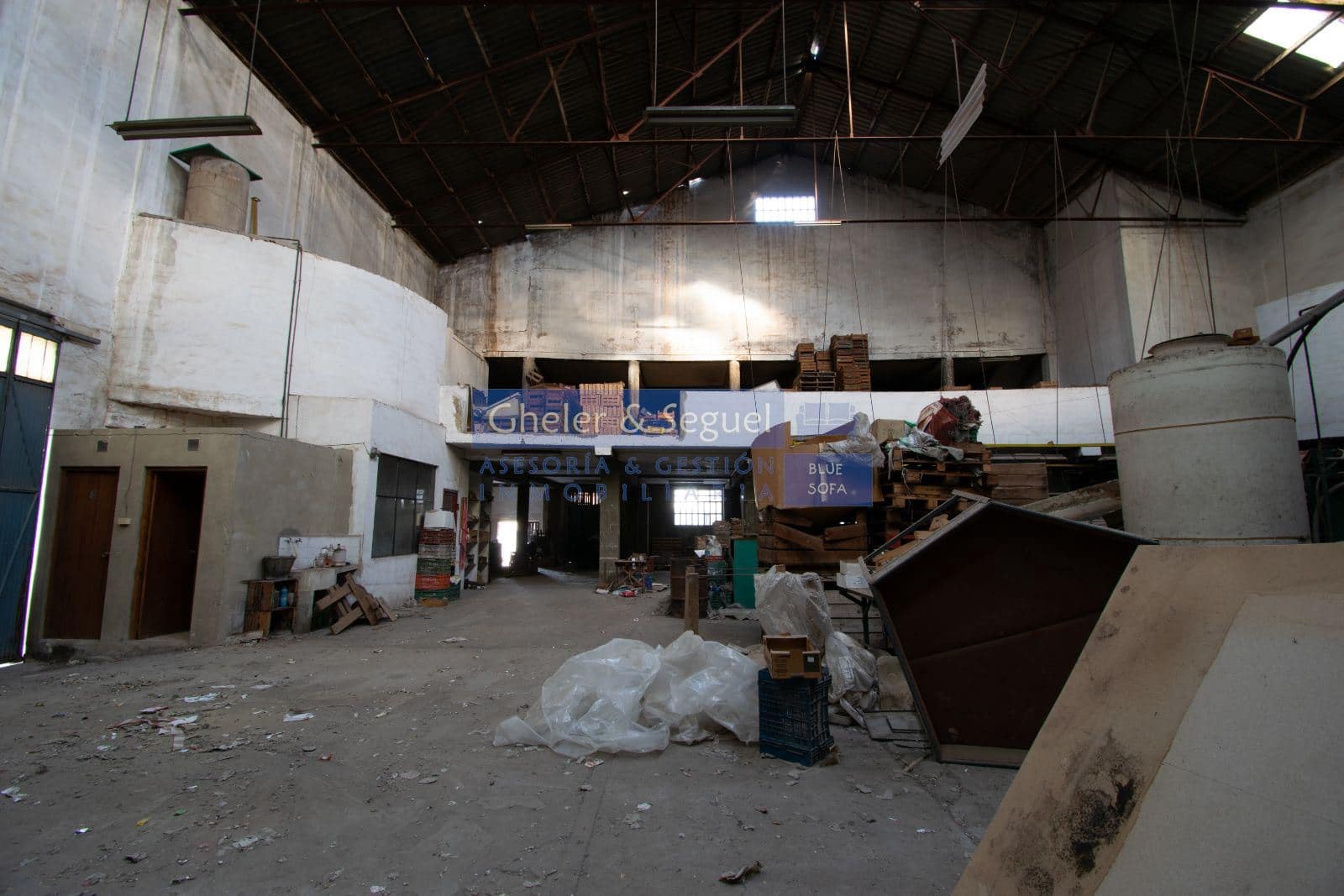 Kaupallinen myytävänä paikassa Faura - 599 000 € (Ref: 9522748)