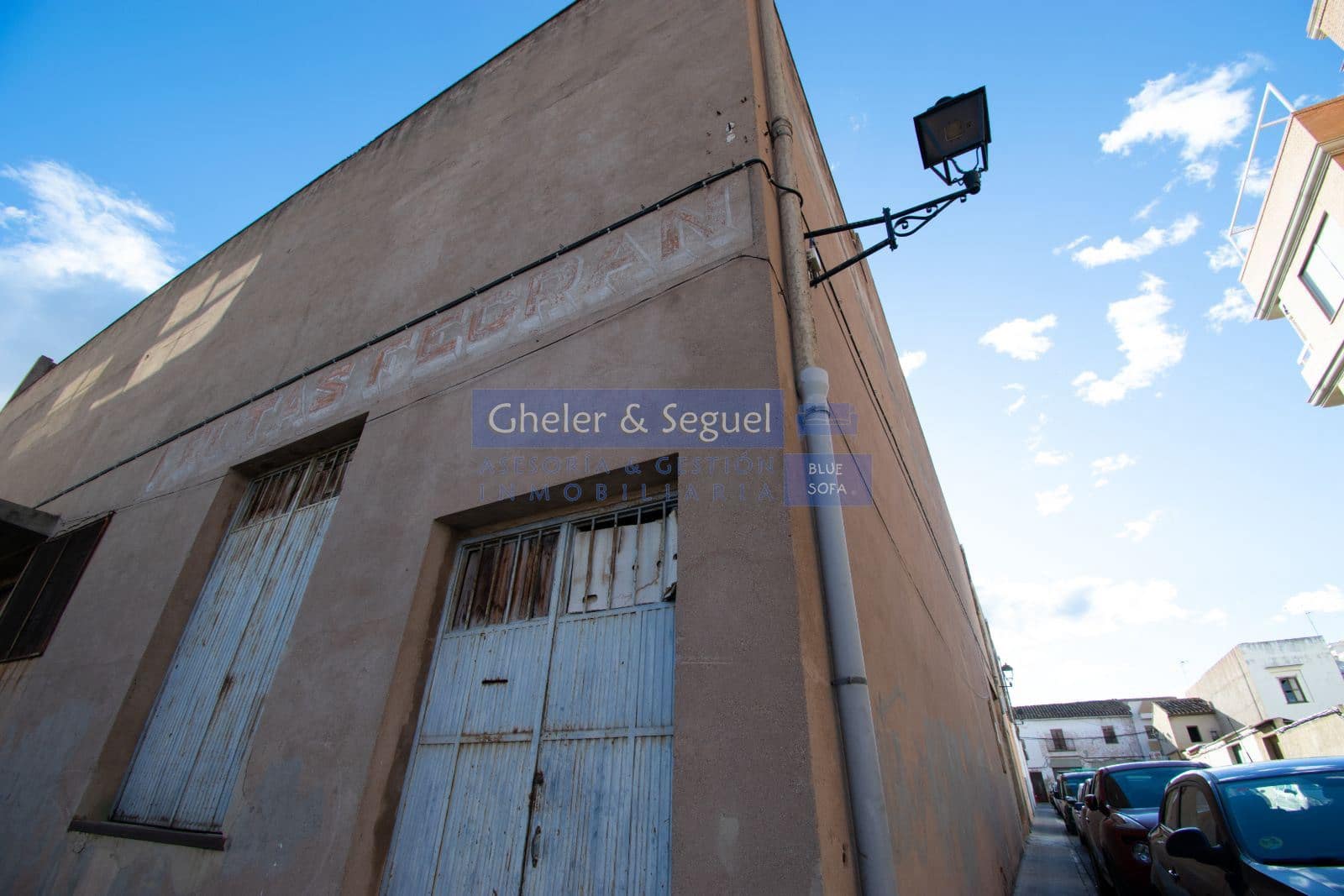 Kaupallinen myytävänä paikassa Faura - 599 000 € (Ref: 9522748)