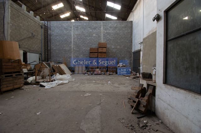 Kommersiell til salgs i Faura - € 599 000 (Ref: 9522748)