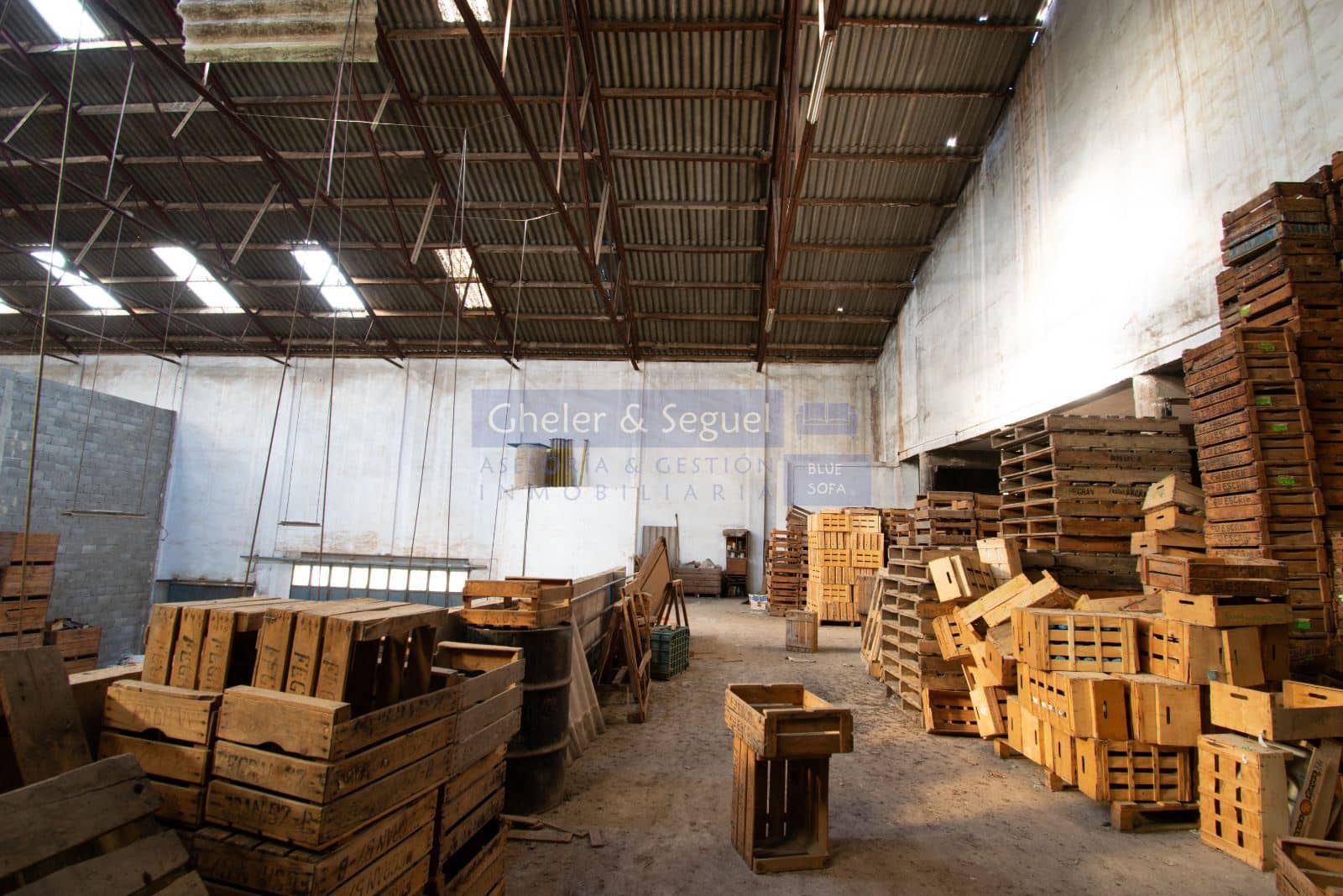 Kaupallinen myytävänä paikassa Faura - 599 000 € (Ref: 9522748)