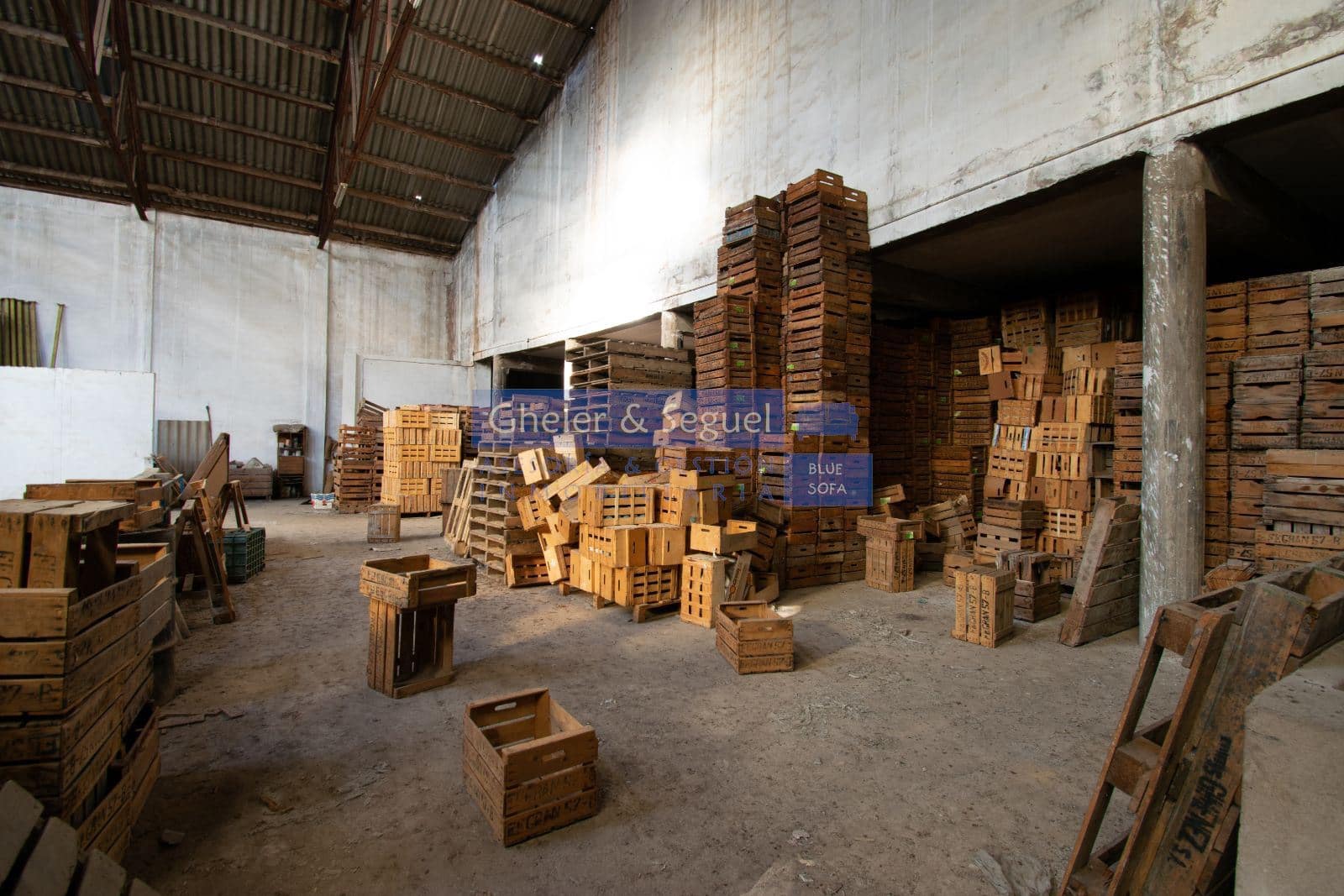 Kaupallinen myytävänä paikassa Faura - 599 000 € (Ref: 9522748)