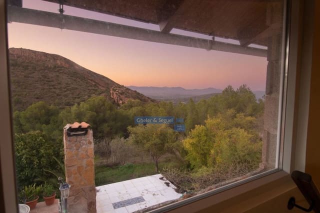 4 makuuhuone Huvila myytävänä paikassa Serra - 367 000 € (Ref: 9522749)