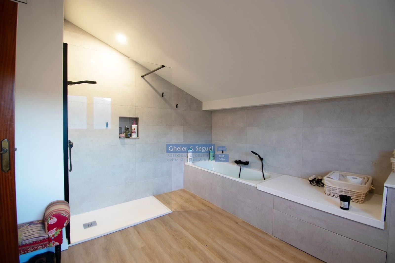 4 makuuhuone Huvila myytävänä paikassa Serra - 367 000 € (Ref: 9522749)