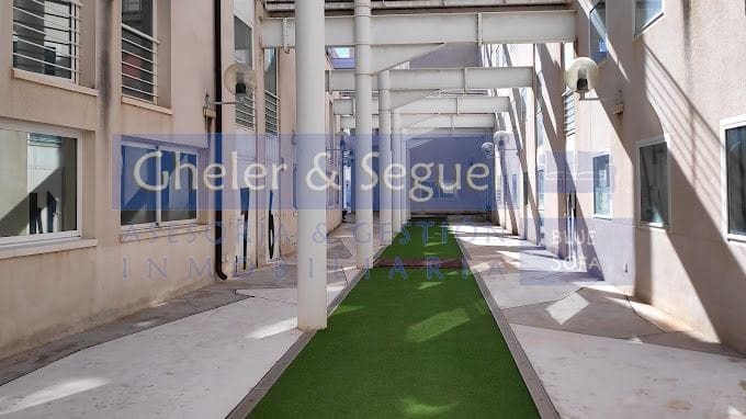 Office for rent in Sagunto / Sagunt - € 900 (Ref: 9522755)