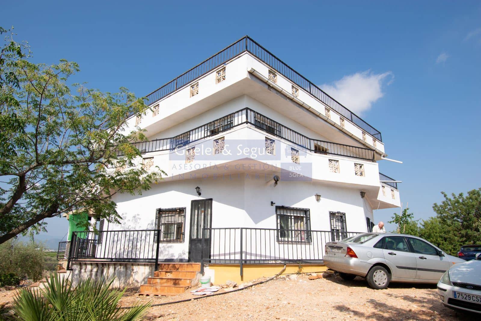 8 bedroom Villa for sale in Borriol - € 459,000 (Ref: 9522757)