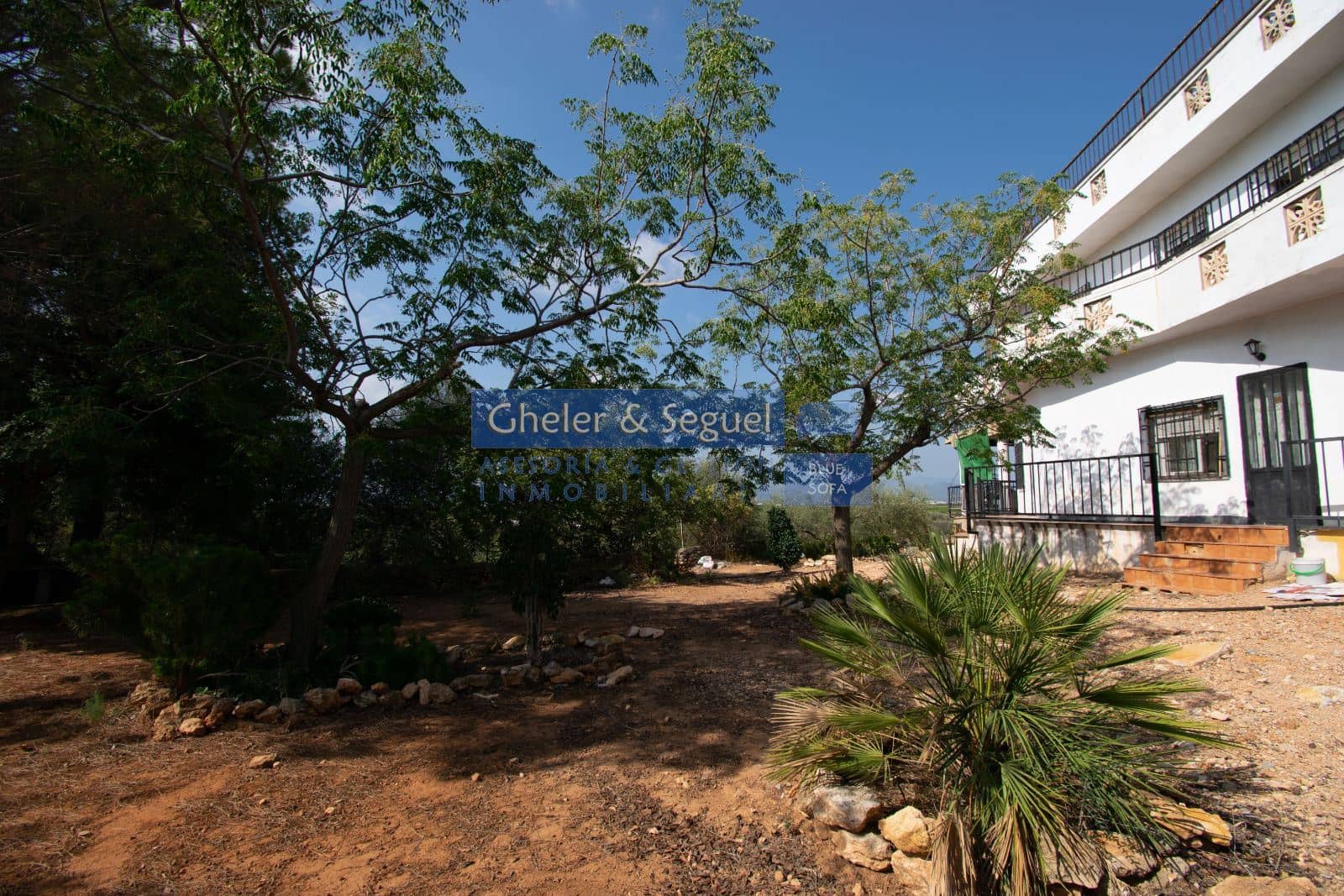 8 bedroom Villa for sale in Borriol - € 459,000 (Ref: 9522757)