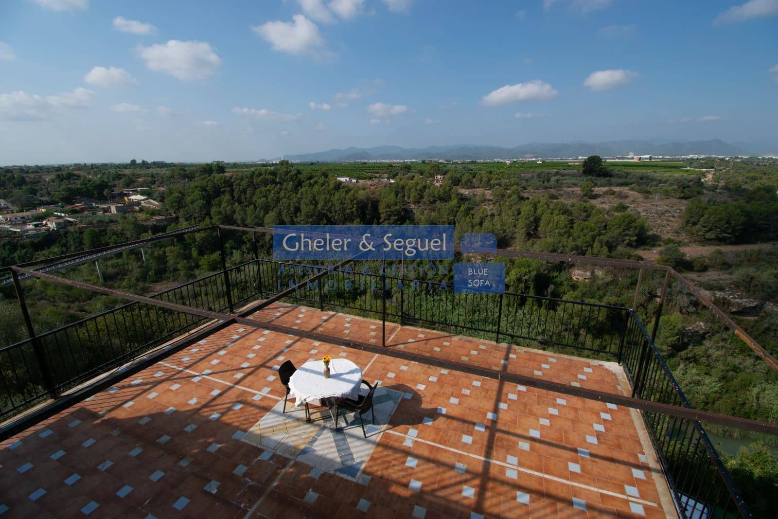 8 bedroom Villa for sale in Borriol - € 459,000 (Ref: 9522757)