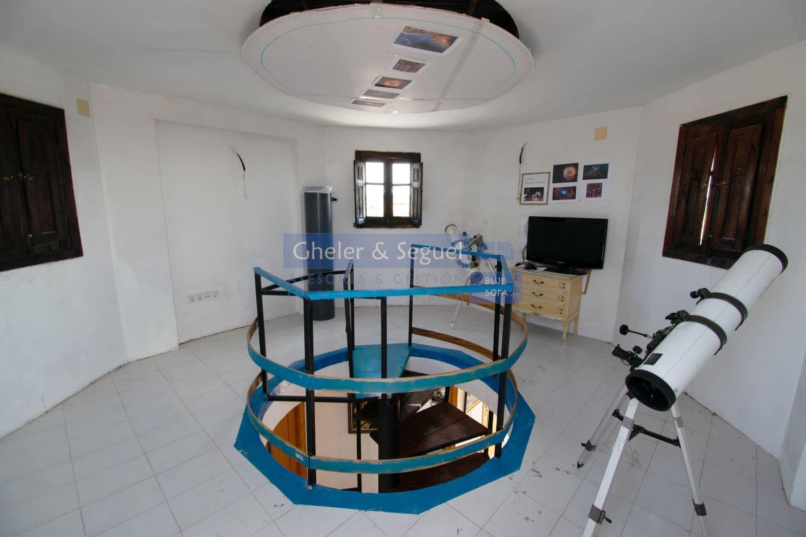 8 bedroom Villa for sale in Borriol - € 459,000 (Ref: 9522757)