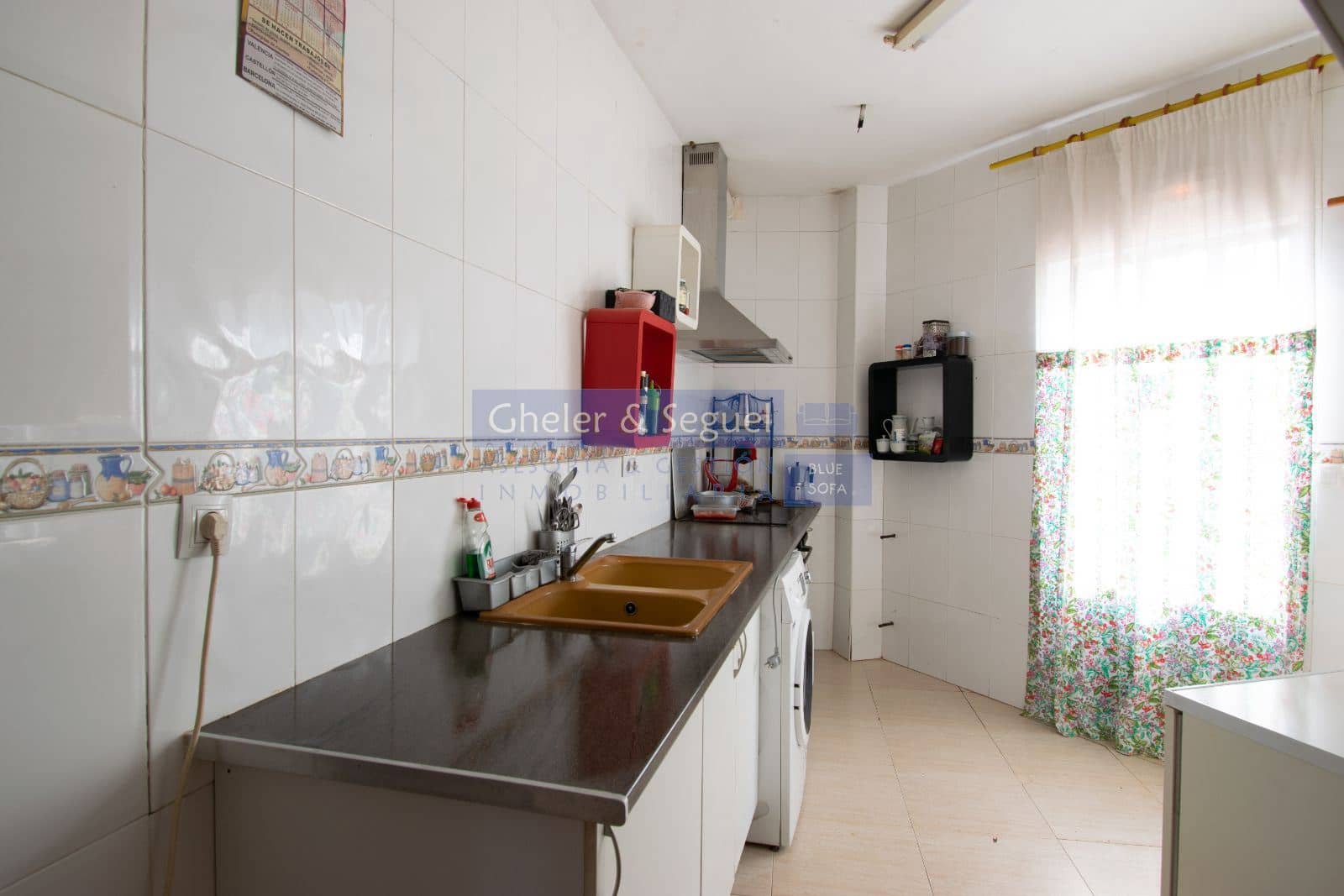 8 bedroom Villa for sale in Borriol - € 459,000 (Ref: 9522757)