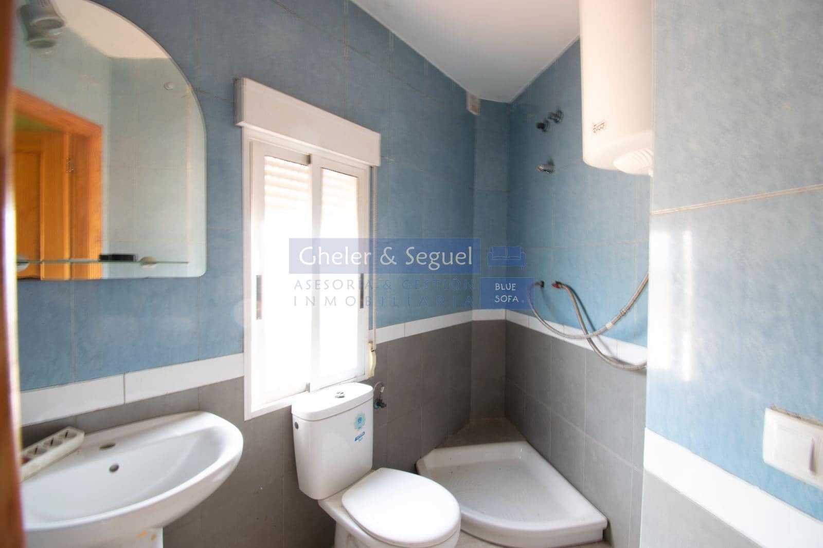 8 bedroom Villa for sale in Borriol - € 459,000 (Ref: 9522757)