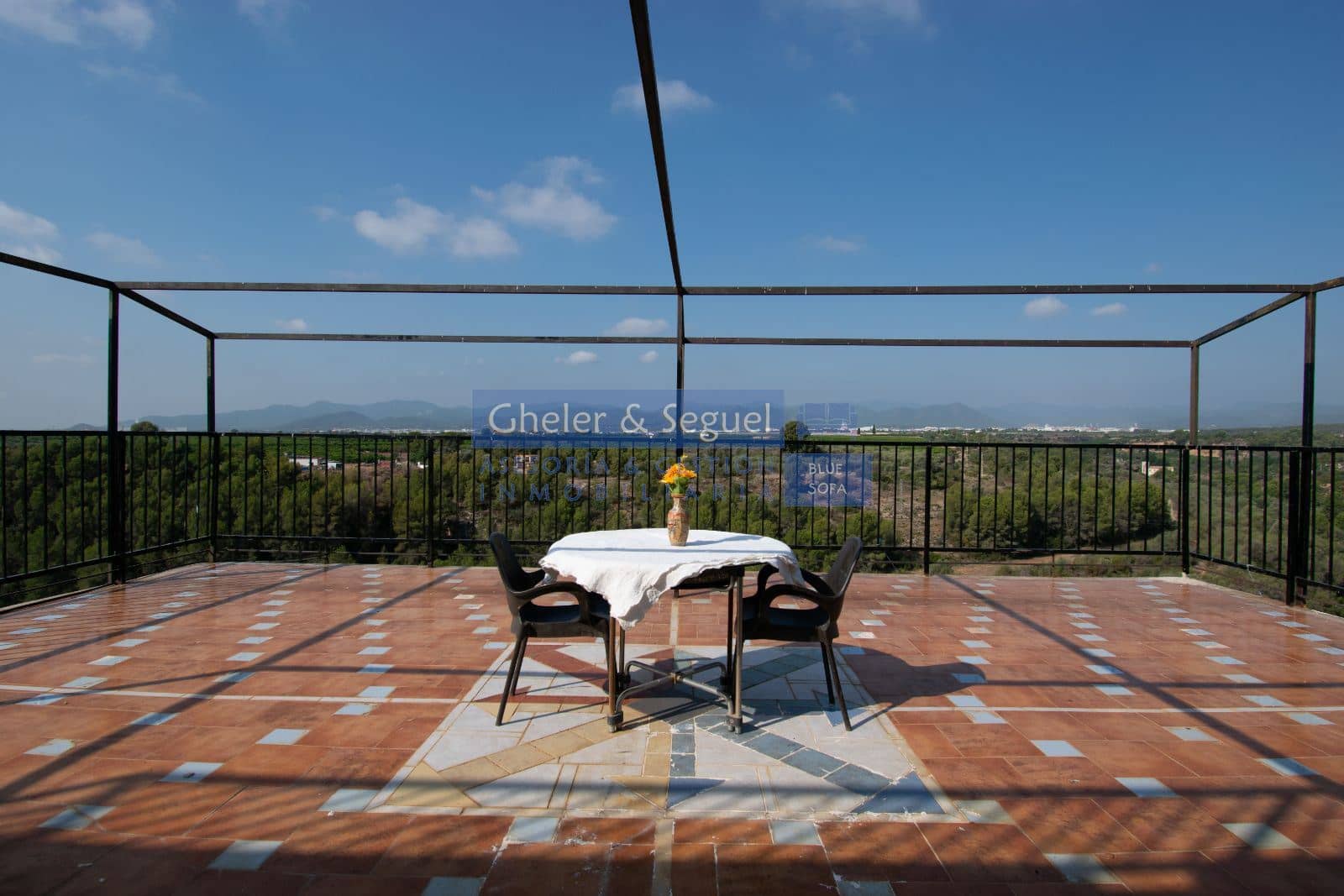 8 bedroom Villa for sale in Borriol - € 459,000 (Ref: 9522757)